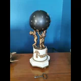 Pendule de cheminée dorée France XIXe